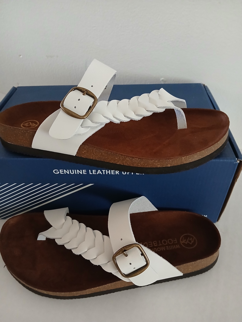 White Mountain  Braided Leather Toe-Post Sandals with Buckle Size 8 $40